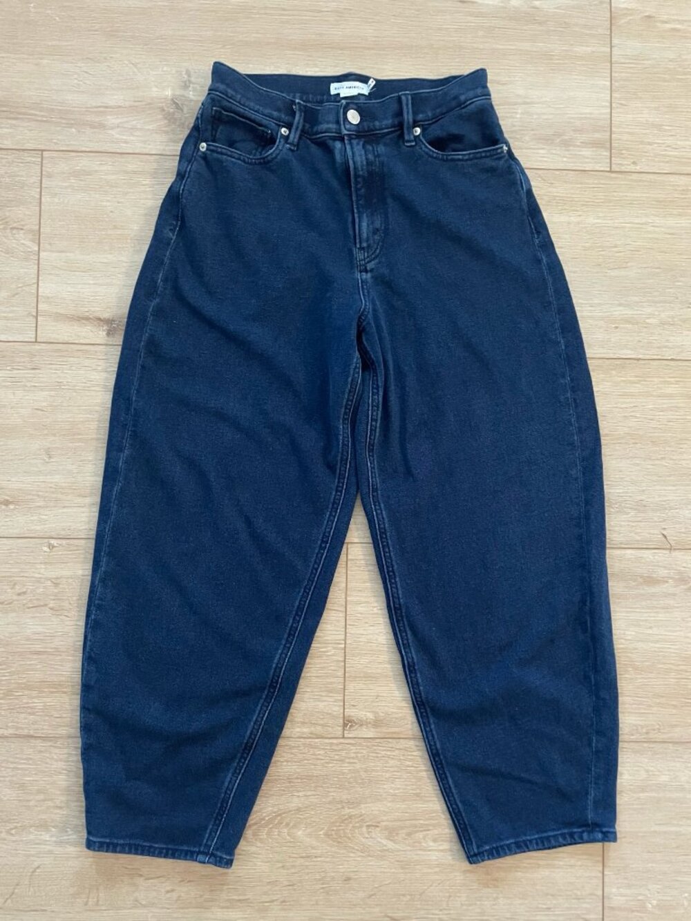 Good American Jeanius Barrel Leg Jeans Indigo Size 4/27 High Rise Cotton